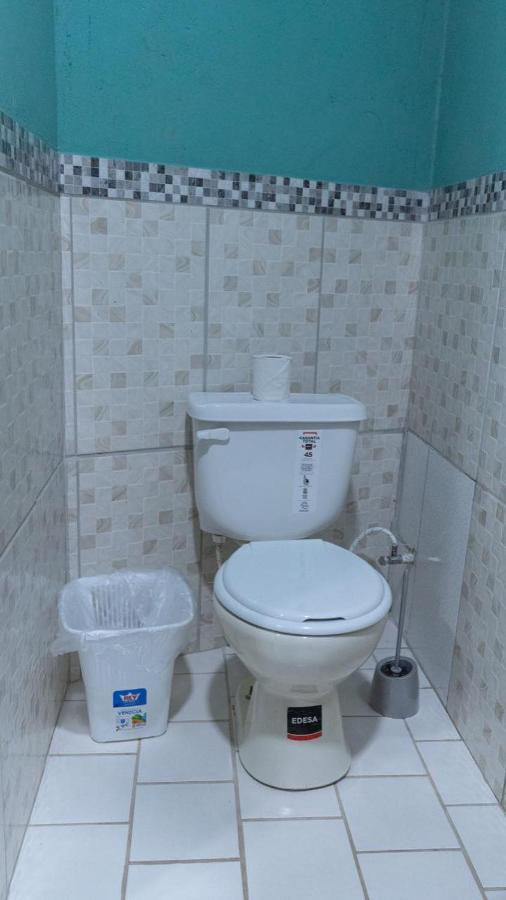 Valerie Emanuel Apartments Bocas Town Bagian luar foto