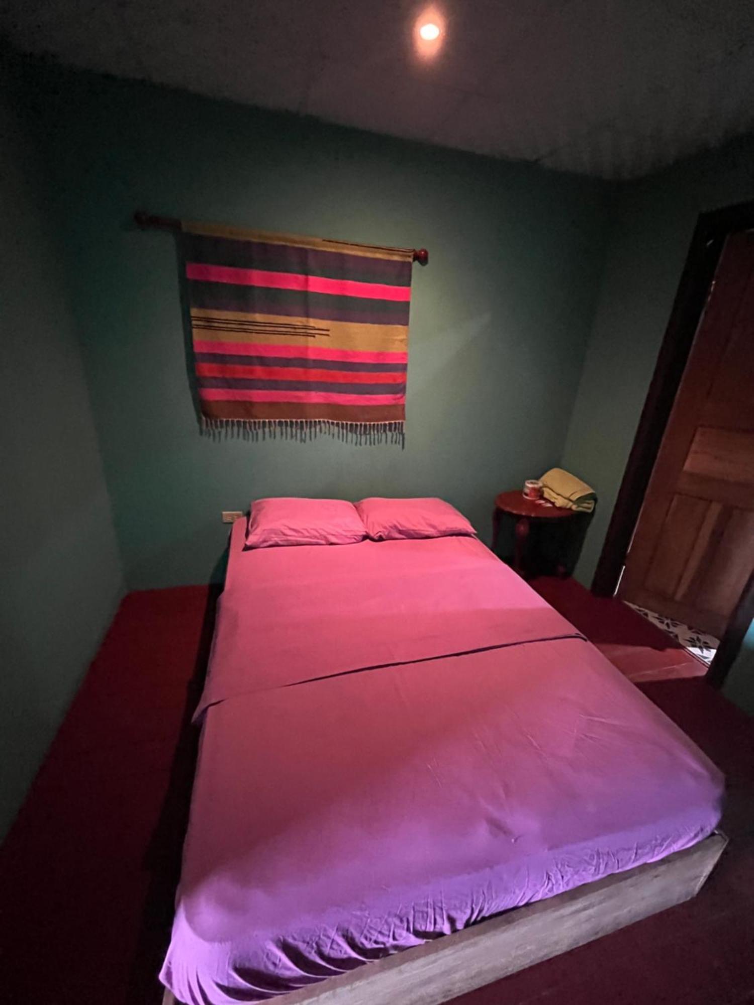 Valerie Emanuel Apartments Bocas Town Bagian luar foto