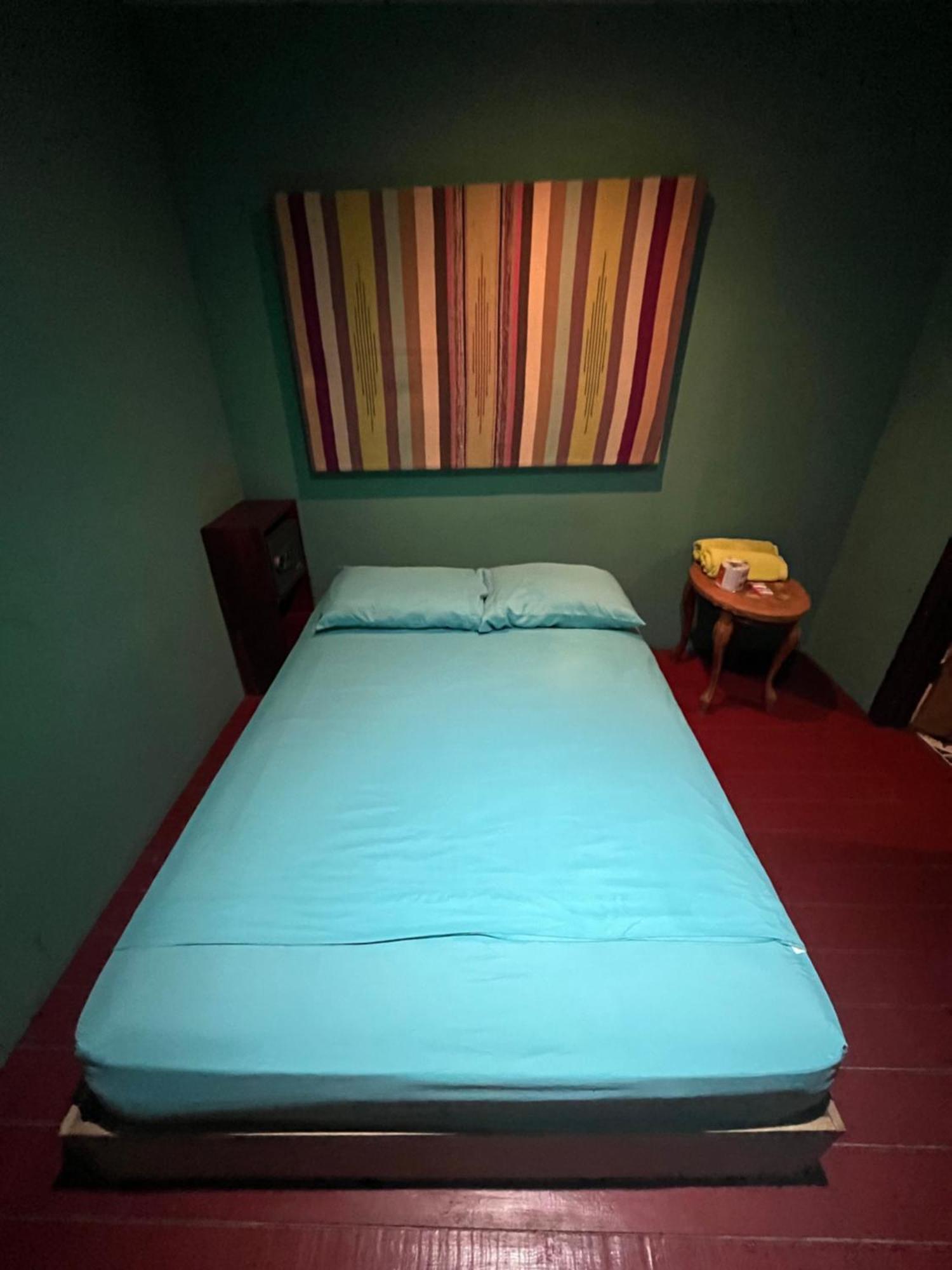 Valerie Emanuel Apartments Bocas Town Bagian luar foto